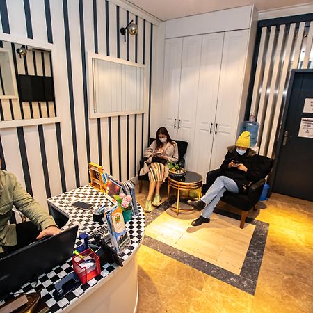 La Pazza Suites Istanbul Exteriör bild