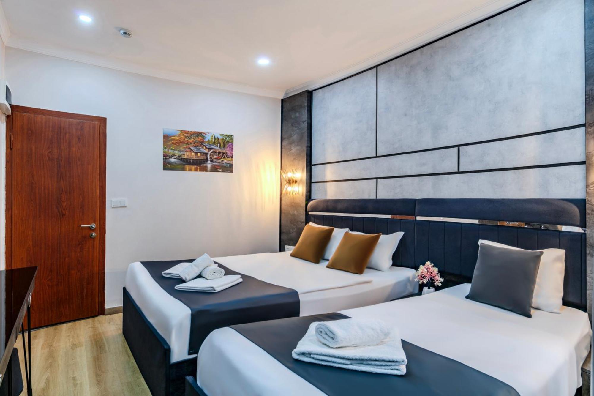 La Pazza Suites Istanbul Exteriör bild