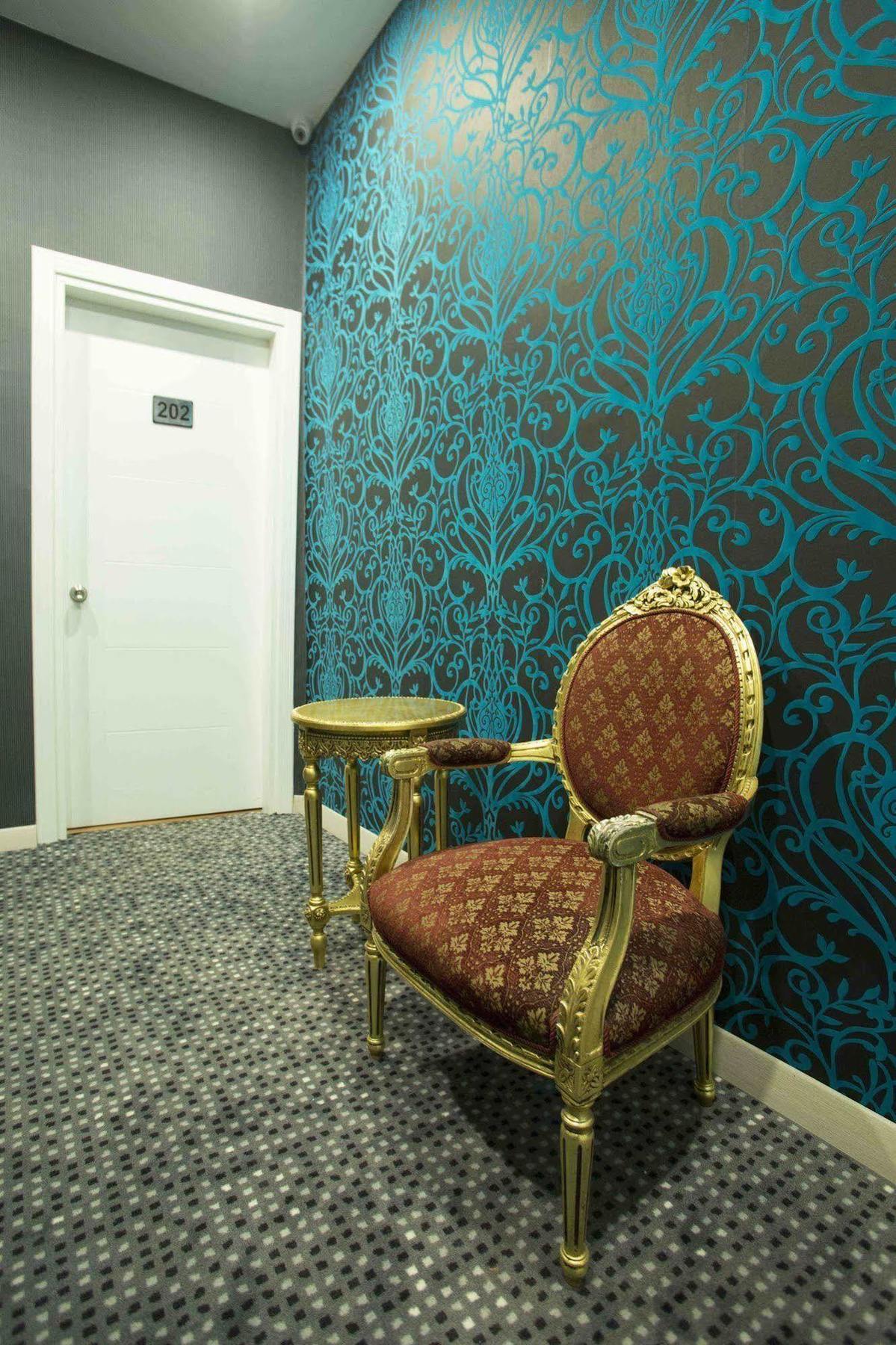 La Pazza Suites Istanbul Exteriör bild
